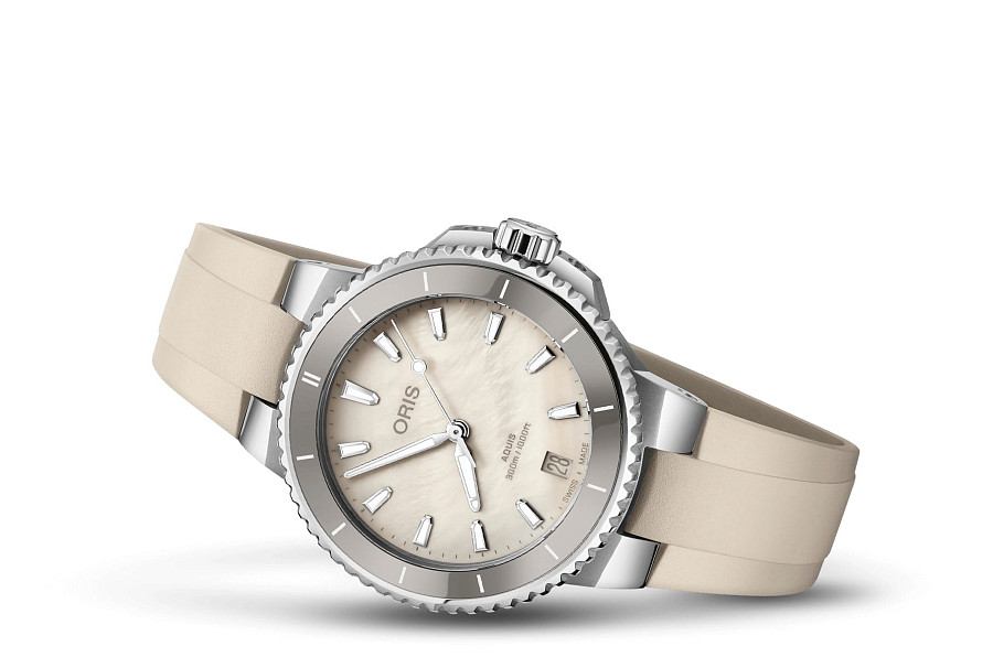 Часы Oris Aquis Date 01 733 7792 4151-07 4 19 61FC — механические, металл сталь