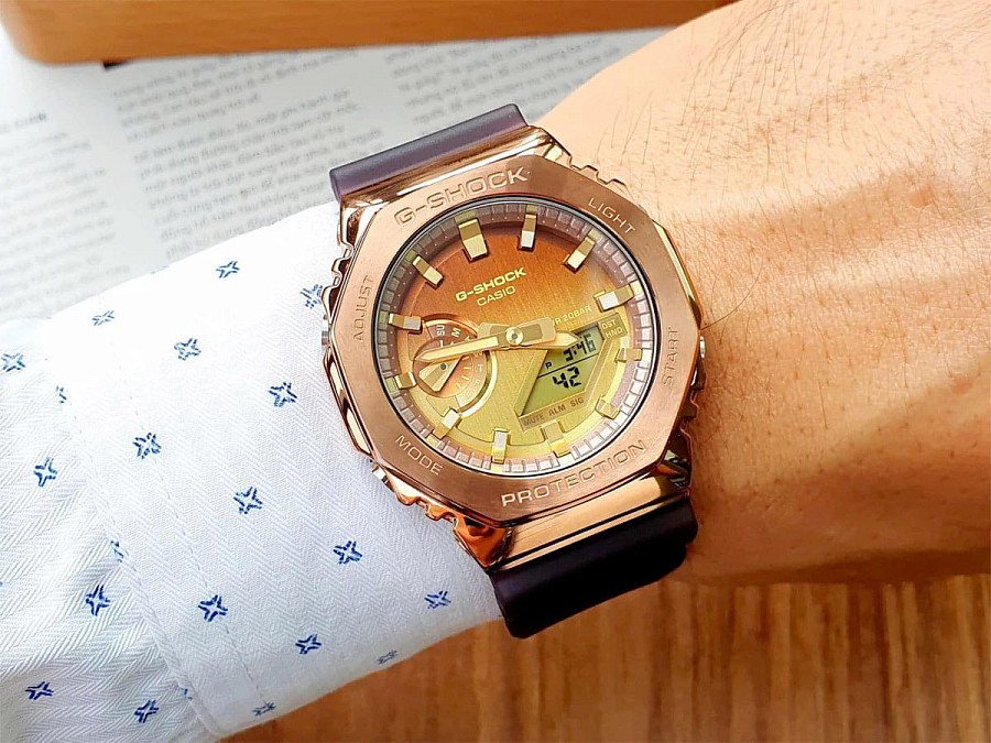 Часы Casio G-Shock GM-2100CL-5ADR (GM-2100CL-5a) — электронные, пластик сталь