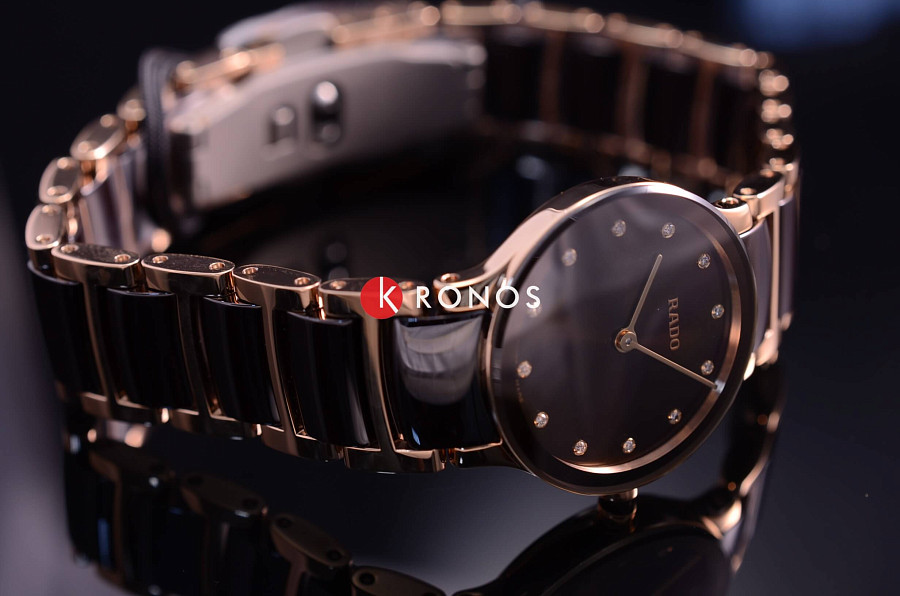 Часы Rado Centrix Diamonds R30190702 — сталь + pvd + керамика, женские