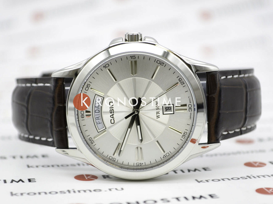 Часы Casio Collection MTP-1381L-7AVDF (MTP-1381L-7A) — мужские, кожаный