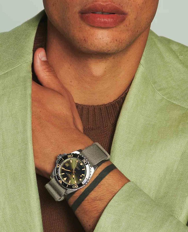 Часы Longines HydroConquest L3.790.4.06.2 — Швейцария, механические