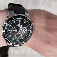 Фото покупателя: Японские часы Casio Edifice EF-552-1A