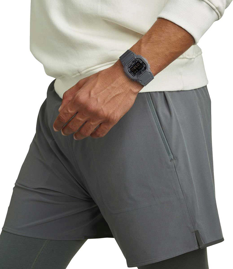 Часы Casio G-Shock DW-5600CA-2 — электронные, пластик