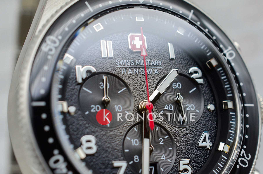 Часы Swiss Military Hanowa Greyhound SMWGI0003803 — нержавеющая сталь, мужские