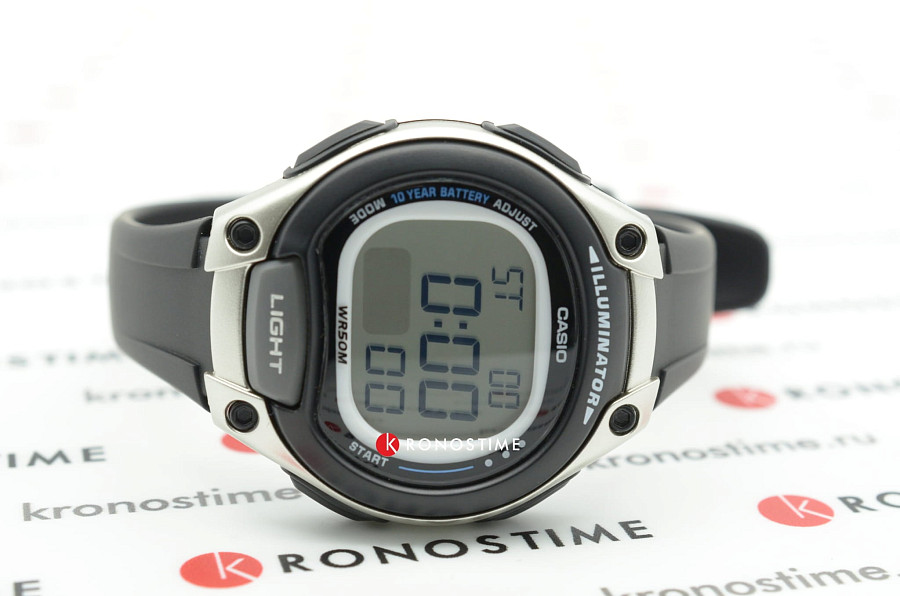 Часы Casio Collection LW-203-1AVDF (LW-203-1A) — пластик, женские
