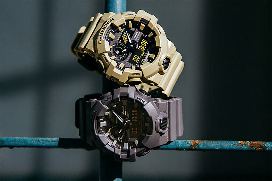 Часы Casio G-Shock GA-700UC-5A — электронные, Япония, мужские