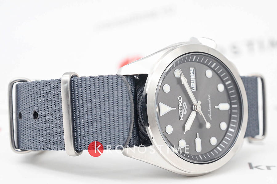 Часы Seiko 5 Sports SRPE61K1S — металл сталь, Япония