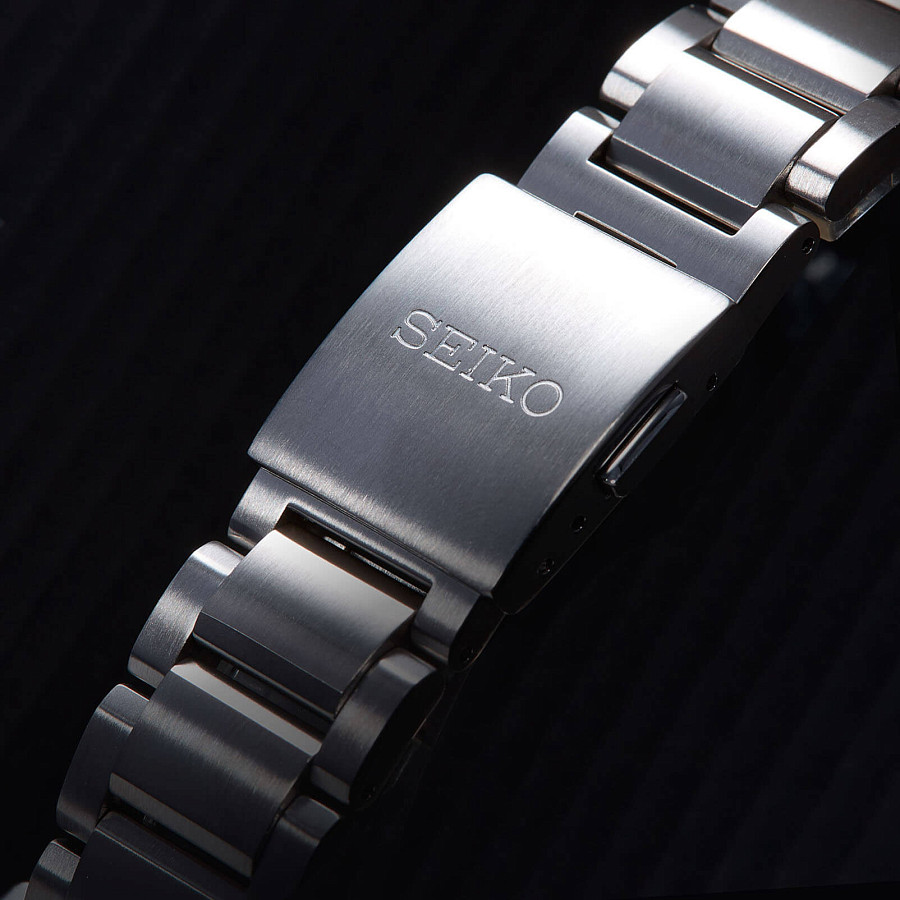Часы Seiko Astron GPS Solar SSE161J1 — мужские, серебристый