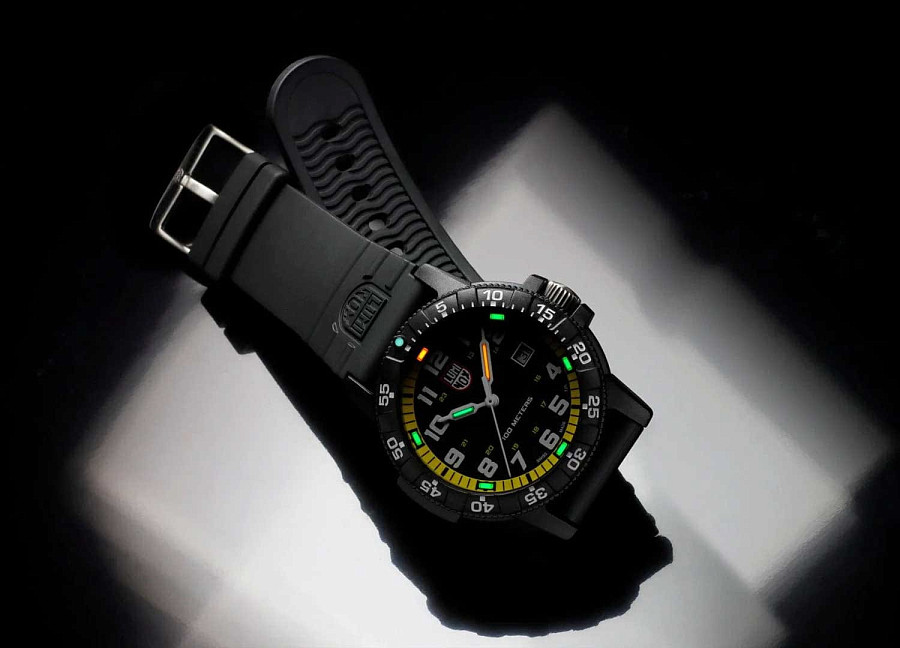 Часы Luminox Leatherback Sea Turtle XS.0325 — кварцевые, Швейцария, мужские