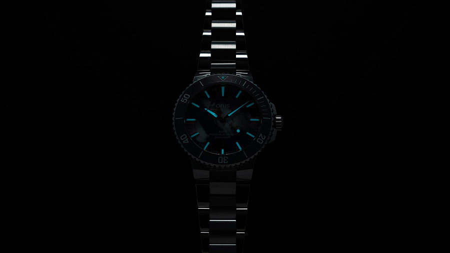 Часы Oris Aquis Date Upcycle 01 733 7789 4150-07 8 23 04PEB — нержавеющая сталь, мужские