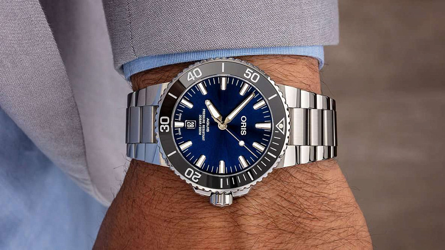 Часы Oris Aquis 01 733 7730 4135-07 8 24 05PEB — механические, сталь металл