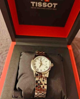 Фото покупателя: Швейцарские наручные часы Tissot Classic Dream Lady T129.210.11.013.00