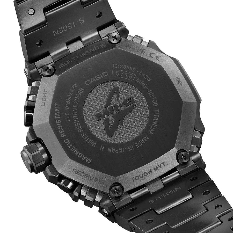 Часы Casio G-Shock MRG-B2100B-1A — титан, Япония