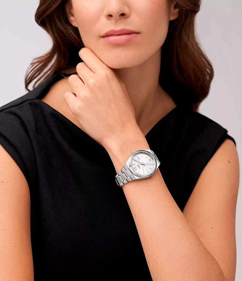 Часы Fossil Scarlette ES5300 — кварцевые, металл сталь