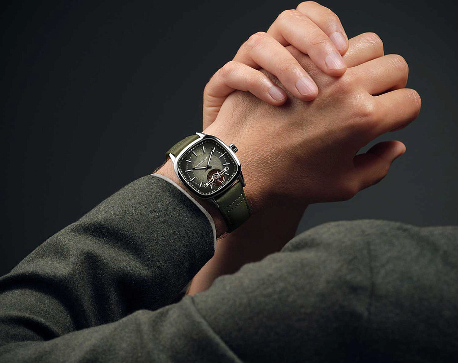 Часы Raymond Weil Freelancer 2790-STC-52051 — металл сталь, Швейцария