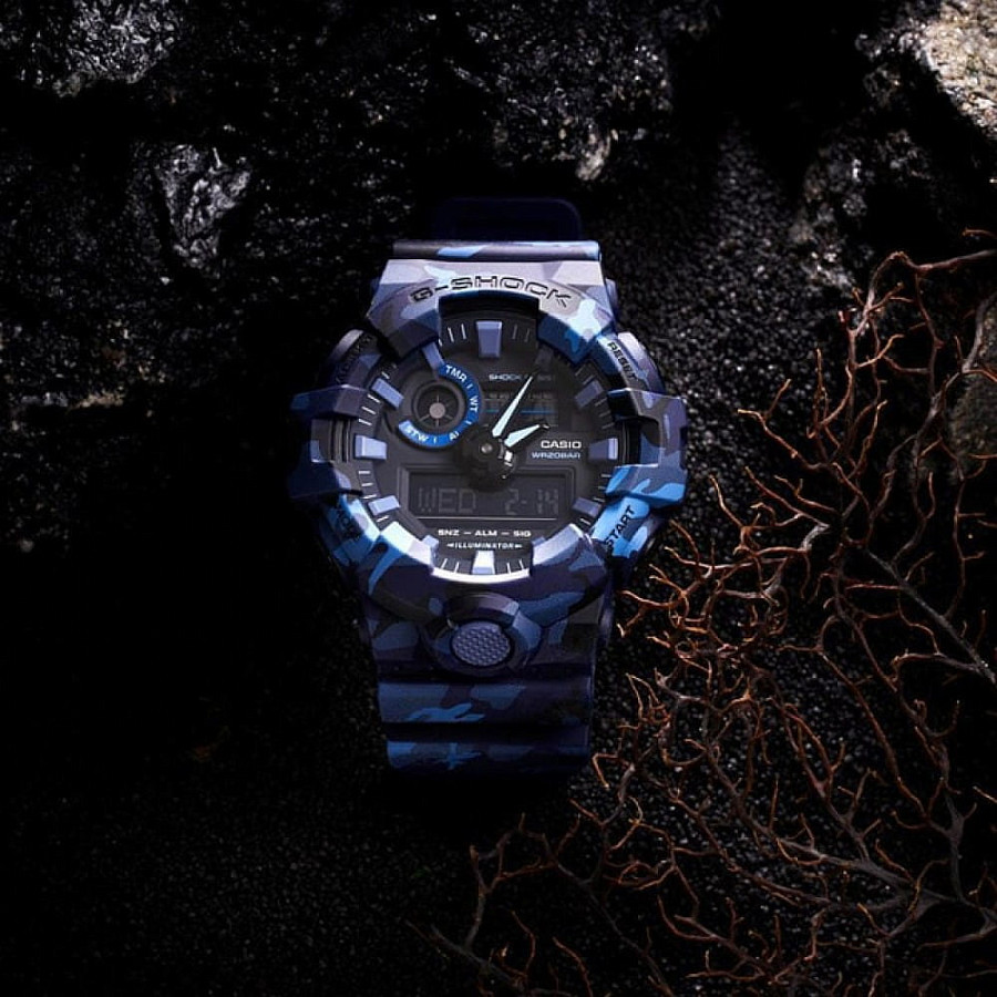 Часы Casio G-Shock GA-700CM-2A — мужские, полимер