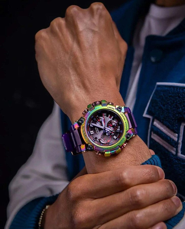 Часы Casio G-Shock MTG-B3000PRB-1A — электронные, пластик металл сталь