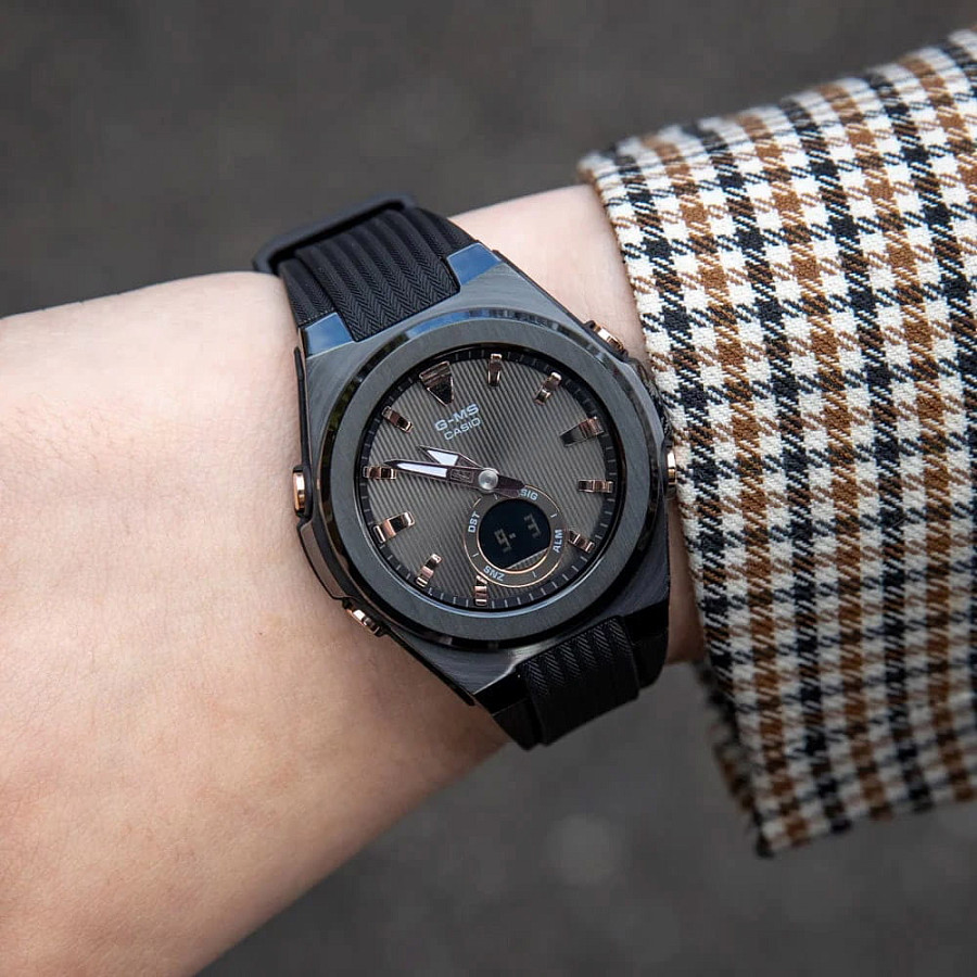 Часы Casio Baby-G MSG-C150G-1ADR (MSG-C150G-1A) — кварцевые, пластик сталь