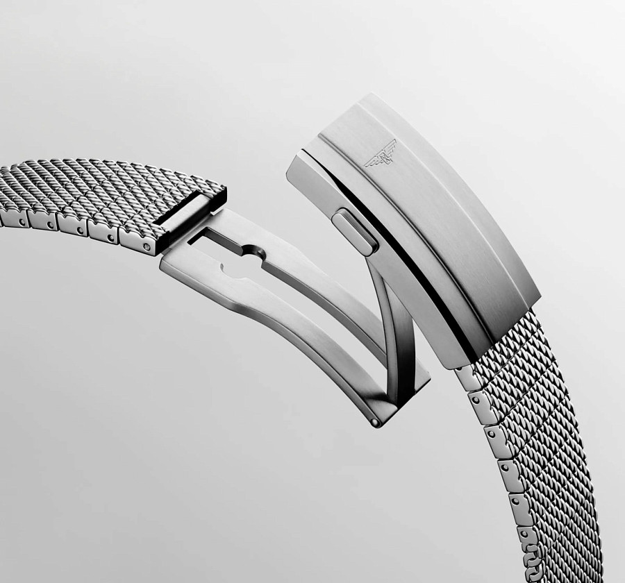 Часы Longines HydroConquest L3.779.4.70.6 — мужские, нержавеющая сталь