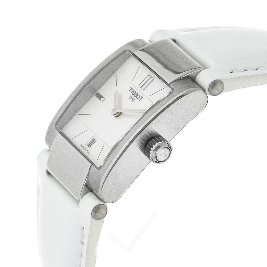 Часы Tissot T02 T090.310.16.111.01 — кварцевые, сталь