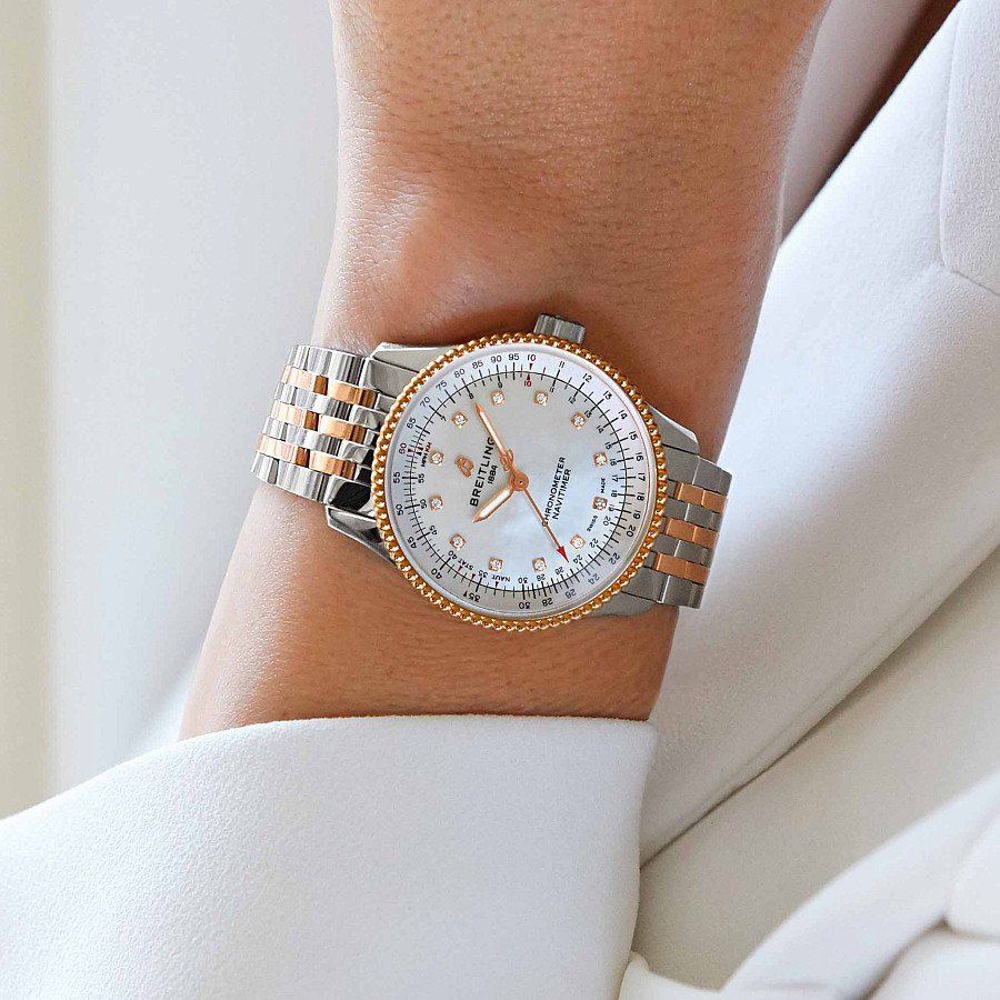 Часы Breitling Navitimer Automatic 35 U17395211A1U1 — сталь металл, Швейцария