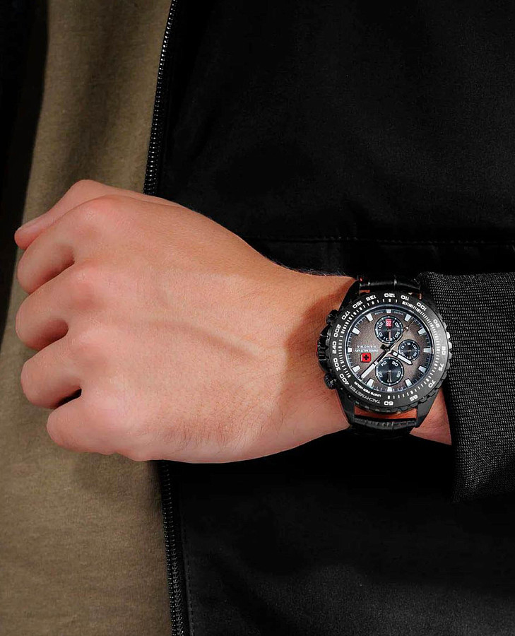Часы Swiss Military Hanowa Stone Marten SMWGC0001832 — мужские, кожаный
