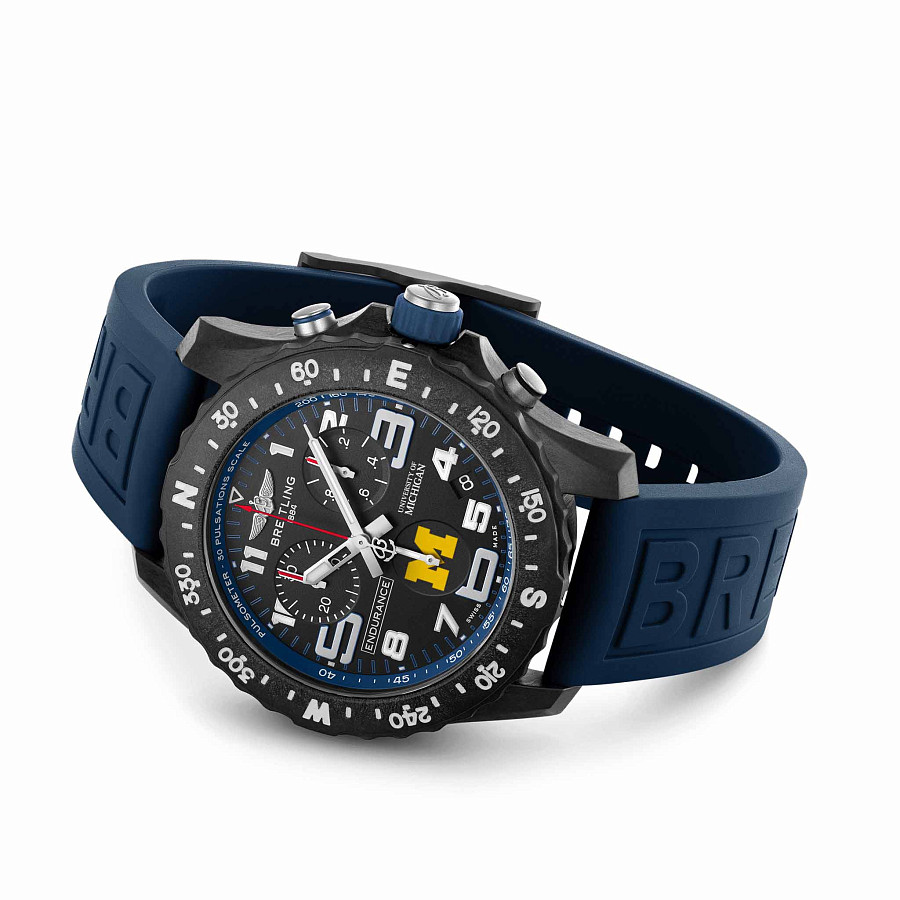 Часы Breitling Endurance Pro University Of Michigan™ X823101C1B1S1 — пластик, Швейцария