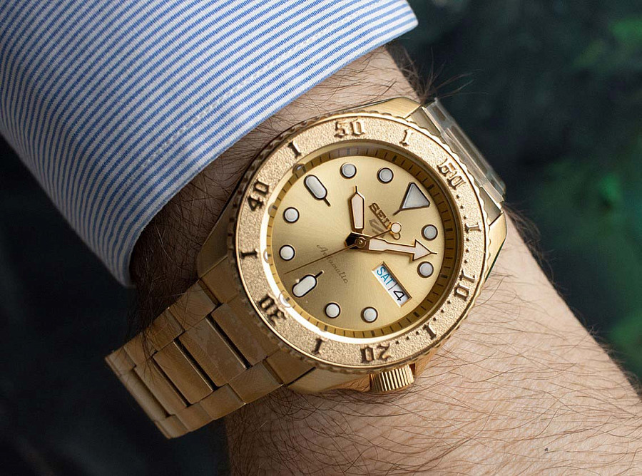 Часы Seiko 5 Sports SRPE74K1 — мужские, золотистый