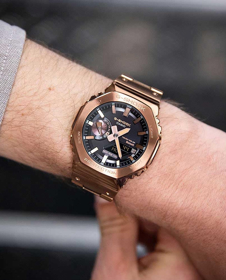 Часы Casio G-Shock GM-B2100GD-5ADR (GM-B2100GD-5A) — электронные, металл сталь