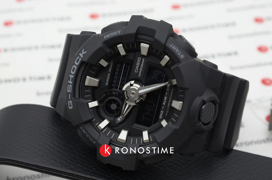 Часы Casio G-Shock GA-700-1BDR (GA-700-1B) — пластик, электронные