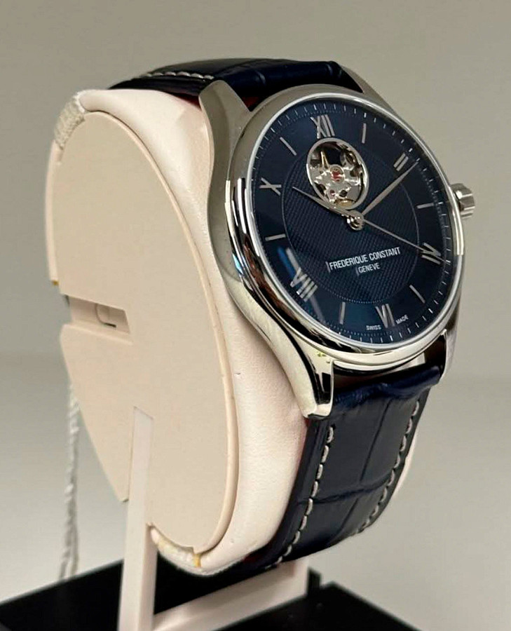 Часы Frederique Constant Classics Heart Beat FC-310MNR5B6 — кожаный, мужские