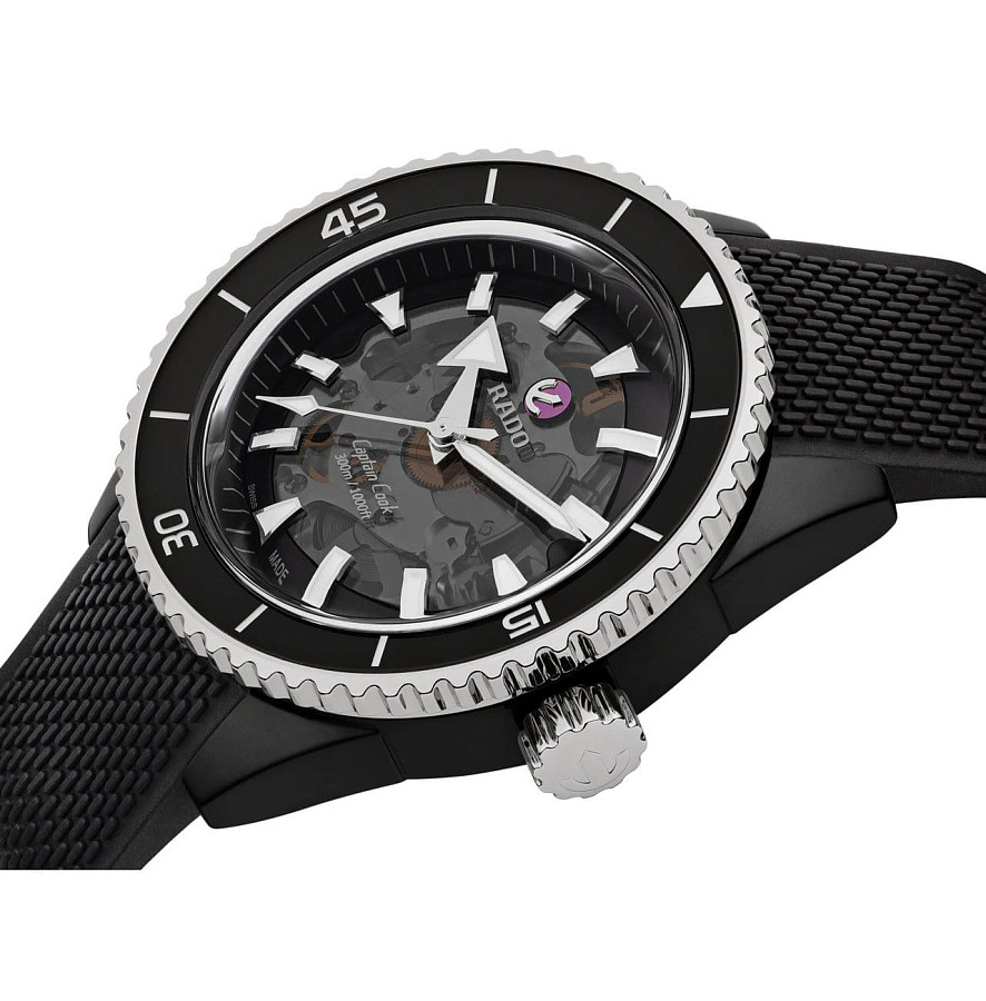Часы Rado Captain Cook High-Tech Ceramic R32127156 — керамика, Швейцария