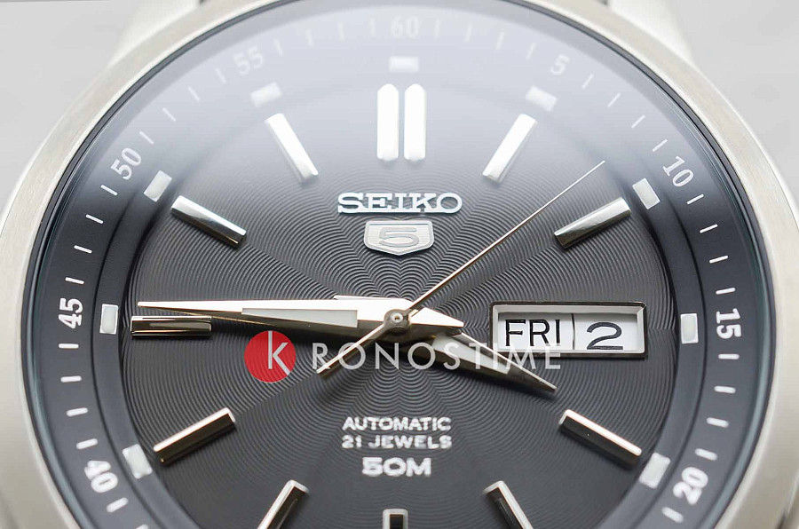 Часы Seiko 5 Regular SNKM87K1S — нержавеющая сталь, мужские