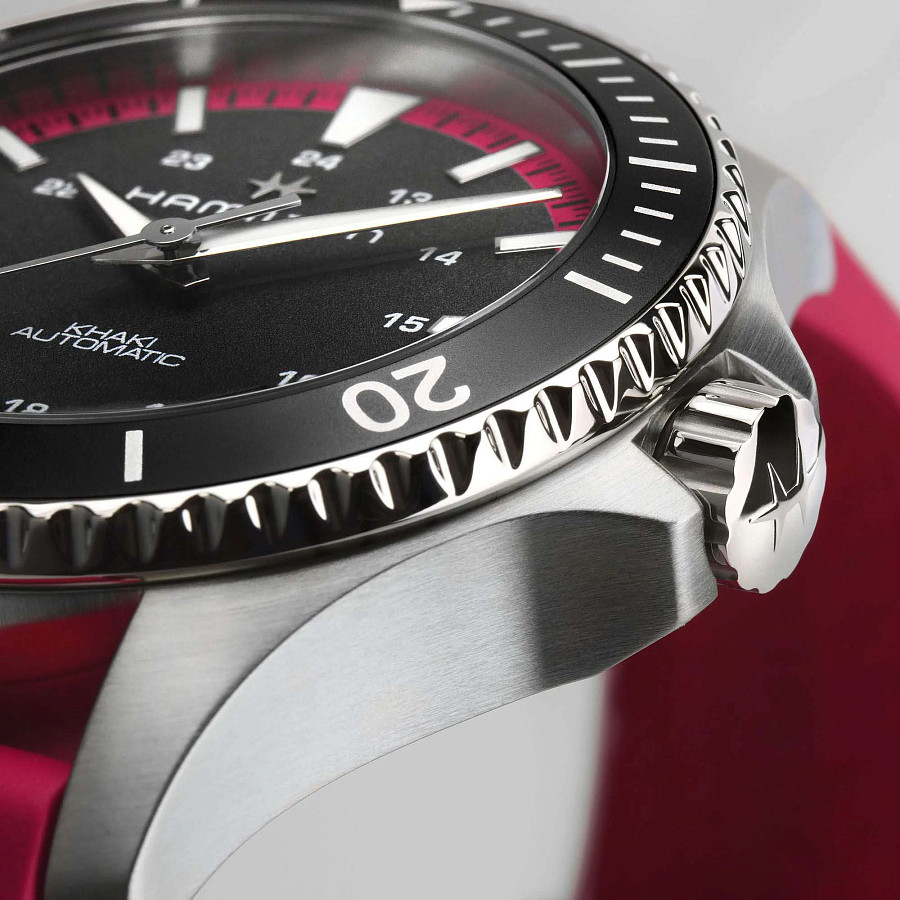 Часы Hamilton Khaki Navy Scuba Auto H82395330 — сталь, Швейцария