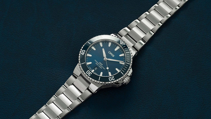 Часы Oris Aquis Date 01 733 7787 4135-07 8 22 04PEB — нержавеющая сталь, мужские
