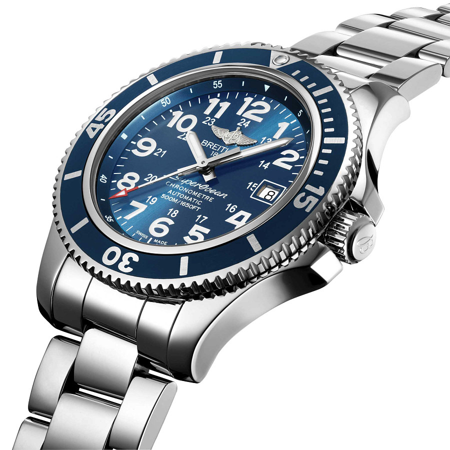 Часы Breitling Superocean II 42 A17365D11C1A1 — механические, сталь металл