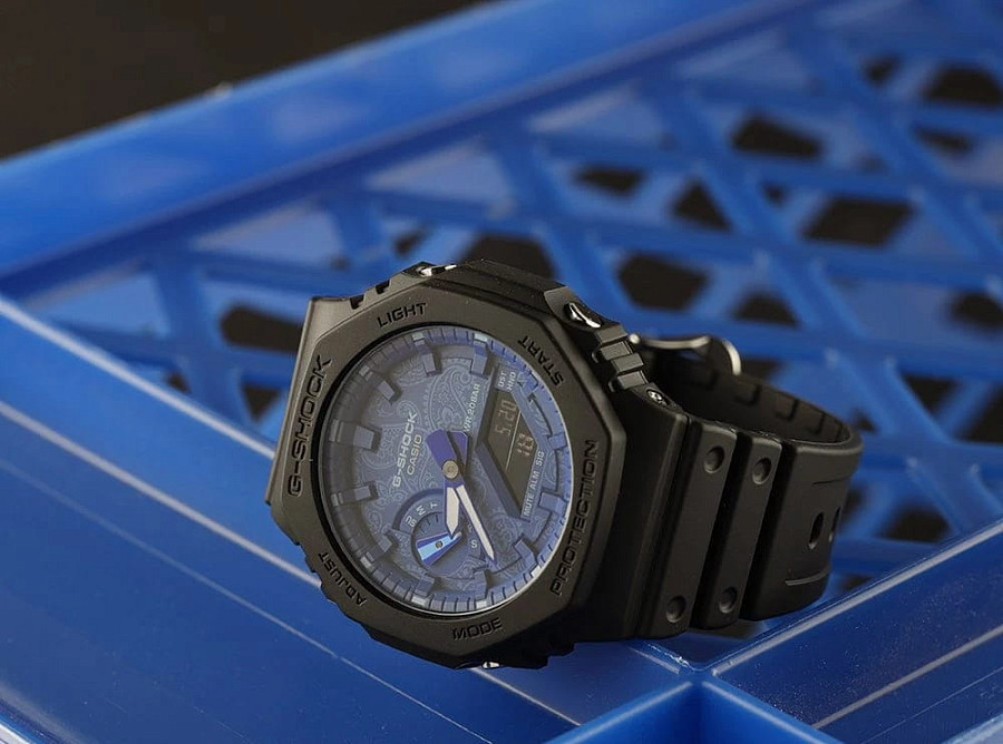 Часы Casio G-Shock GA-2100BP-1A — мужские, пластик