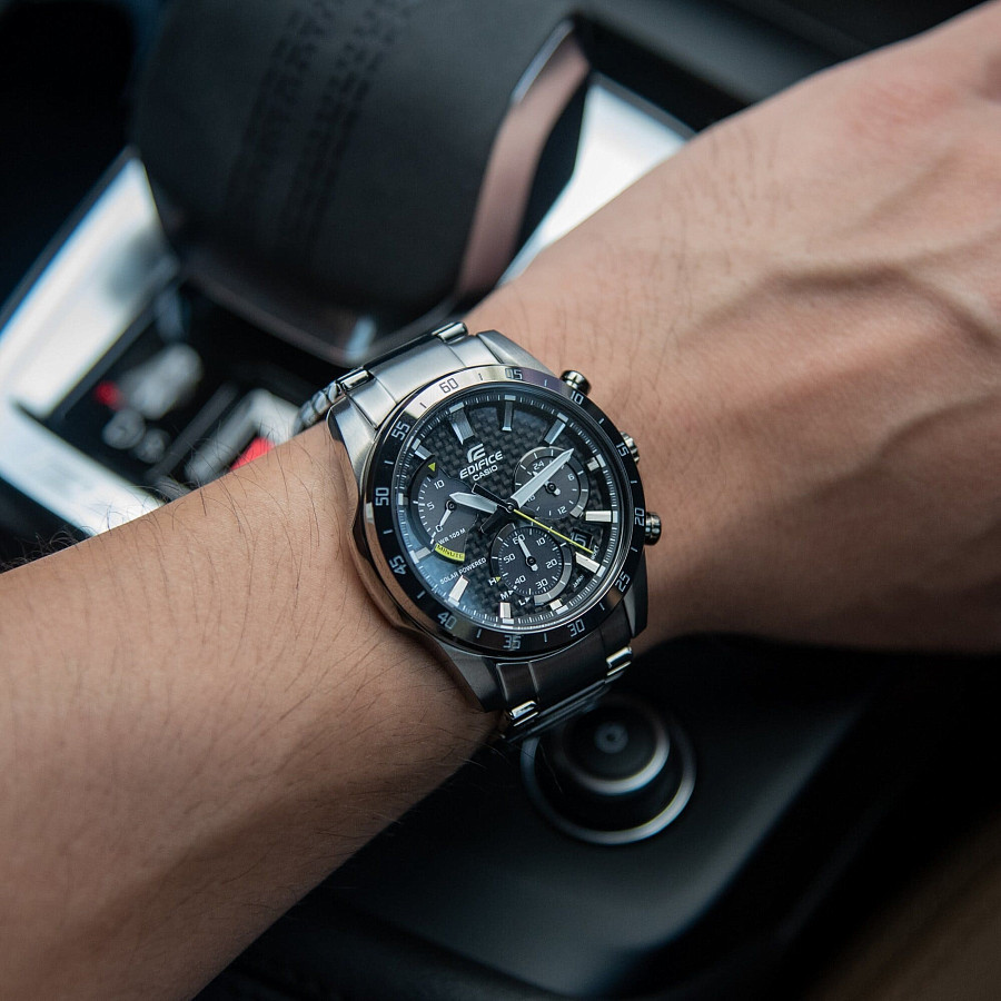 Часы Casio Edifice EQS-930DC-1A — кварцевые, сталь металл