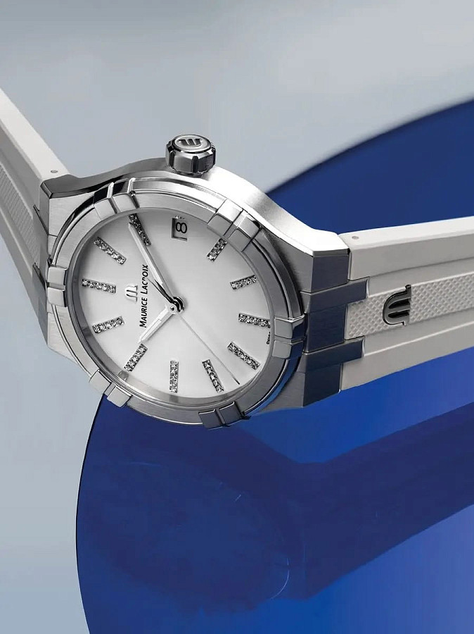 Часы Maurice Lacroix Aikon Quartz AI1106-SS000-150-7 — каучук, женские