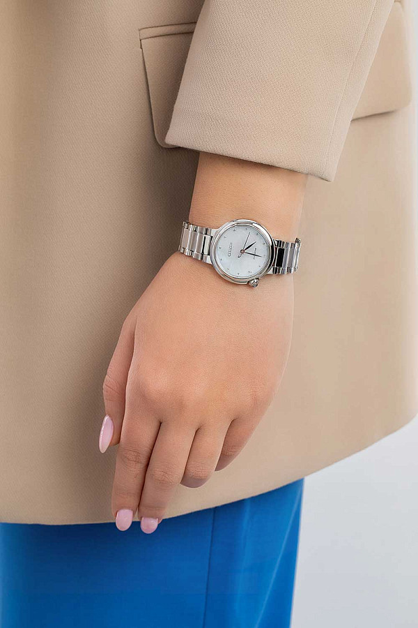 Часы Citizen Citizen L EM0910-80D — женские, нержавеющая сталь
