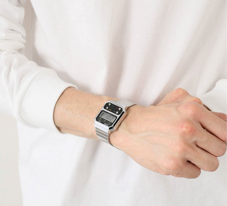 Часы Casio Vintage A100WE-1AEF — кварцевые, пластик