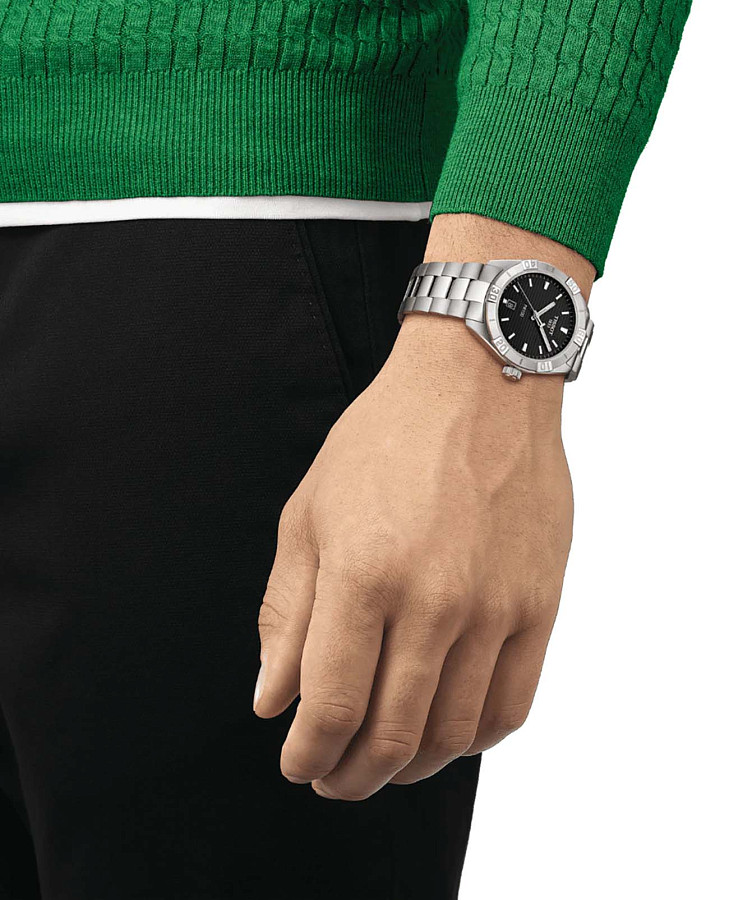 Часы Tissot PR 100 Sport Gent T101.610.11.051.00 — кварцевые, сталь металл