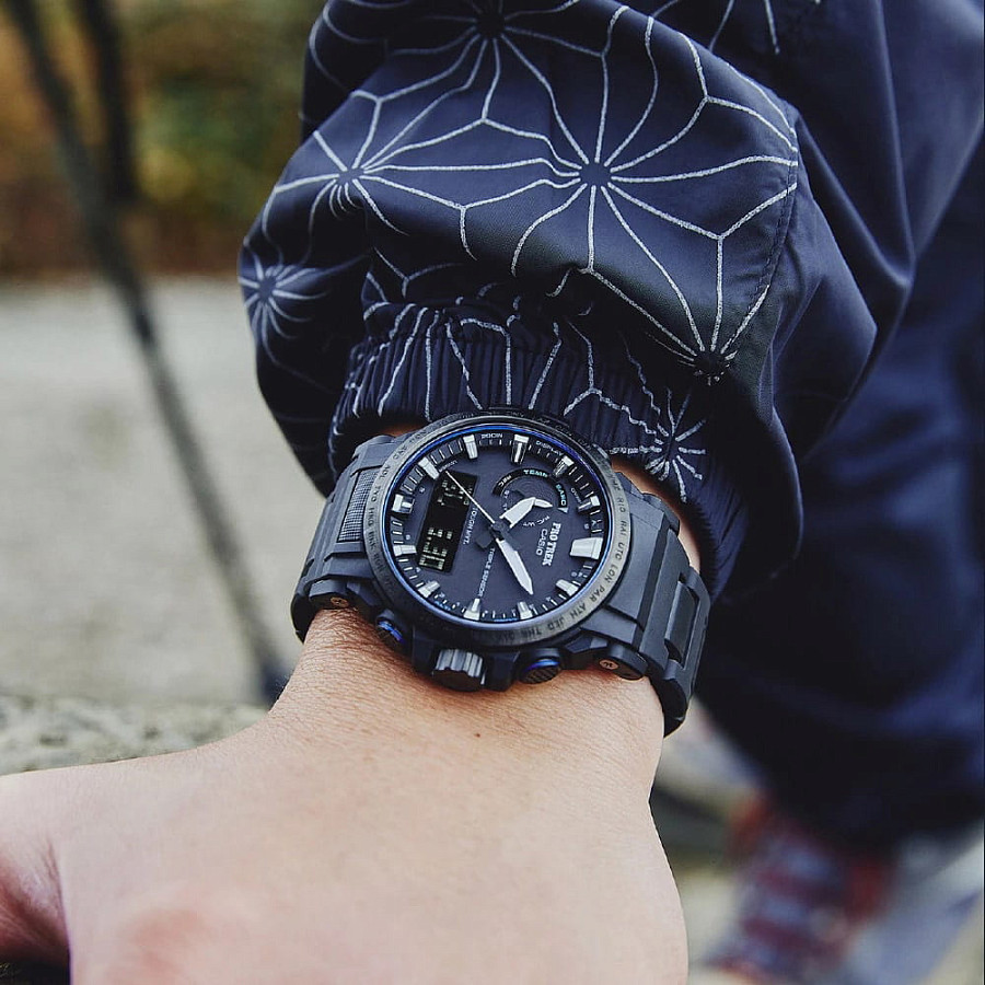 Часы Casio Pro Trek PRW-61FC-1 — кварцевые, сталь металл пластик