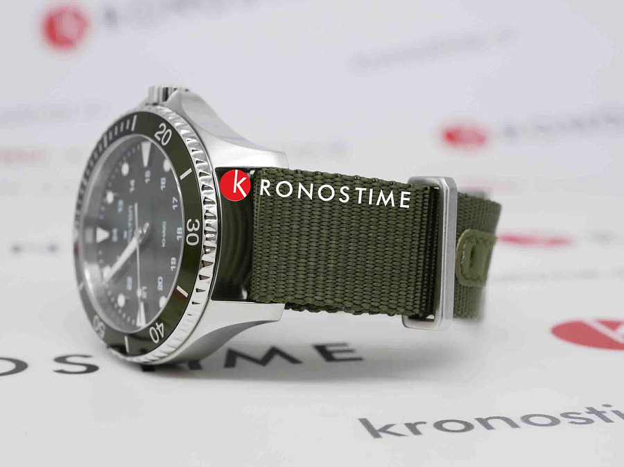 Часы Hamilton Khaki Navy Scuba Quartz H82241961 — артикул H82241961