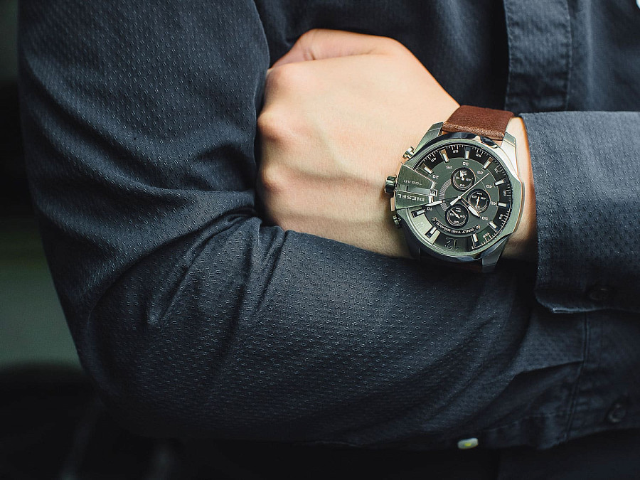 Часы Diesel MS9 Chrono DZ4290 — мужские, кожаный