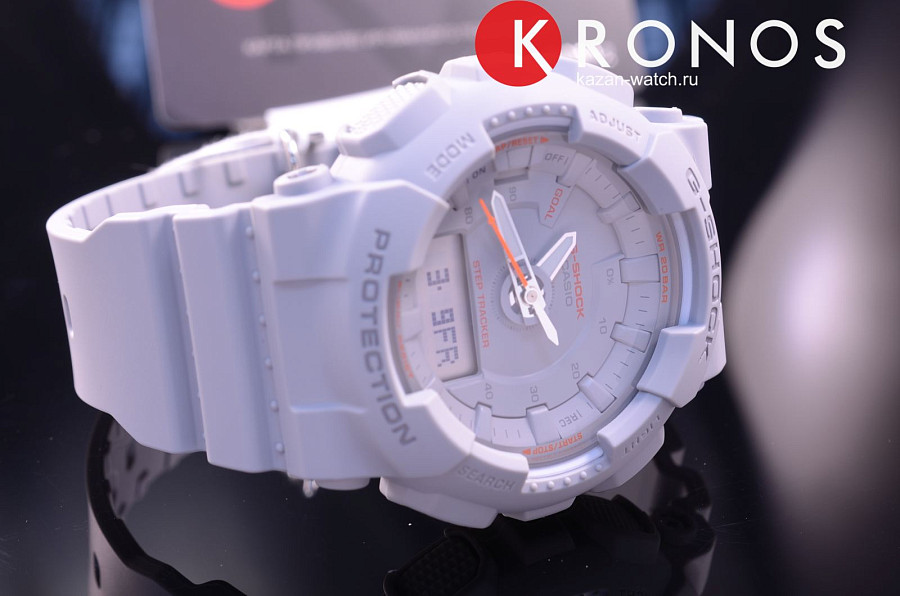Часы Casio G-Shock GMA-S130VC-8A — пластик, Япония