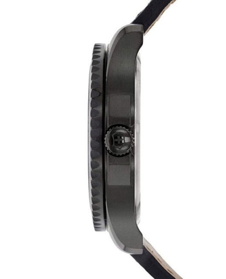 Часы Victorinox Maverick 241787 — кварцевые, сталь металл