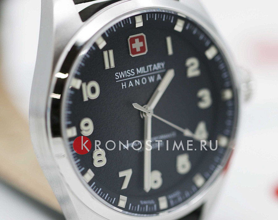 Часы Swiss Military Hanowa Greyhound SMWGA0001501 — мужские, кожаный