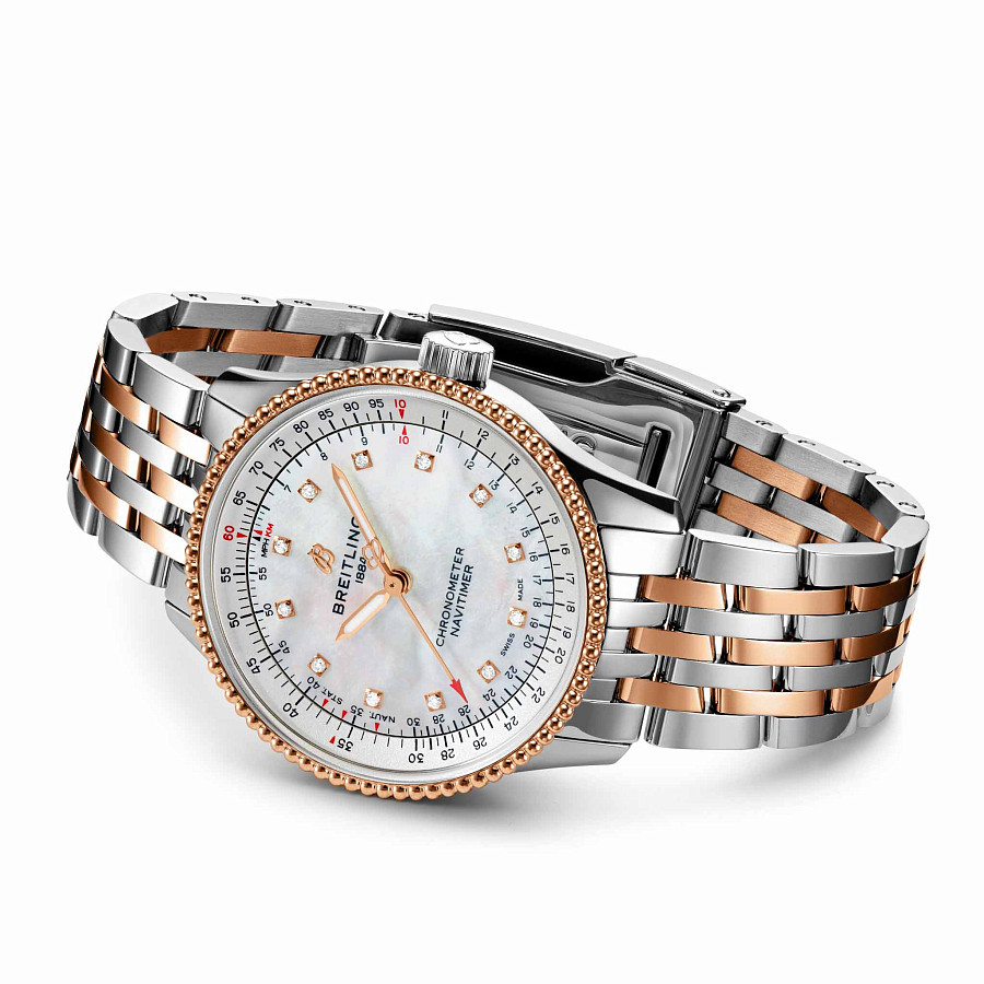 Часы Breitling Navitimer Automatic 35 U17395211A1U1 — сталь + золото, женские
