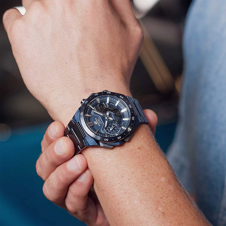 Часы Casio Edifice ECB-2200CB-2A — кварцевые, металл карбон